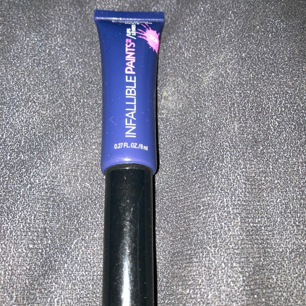 L’Oréal Infallible Lip Paint Navy